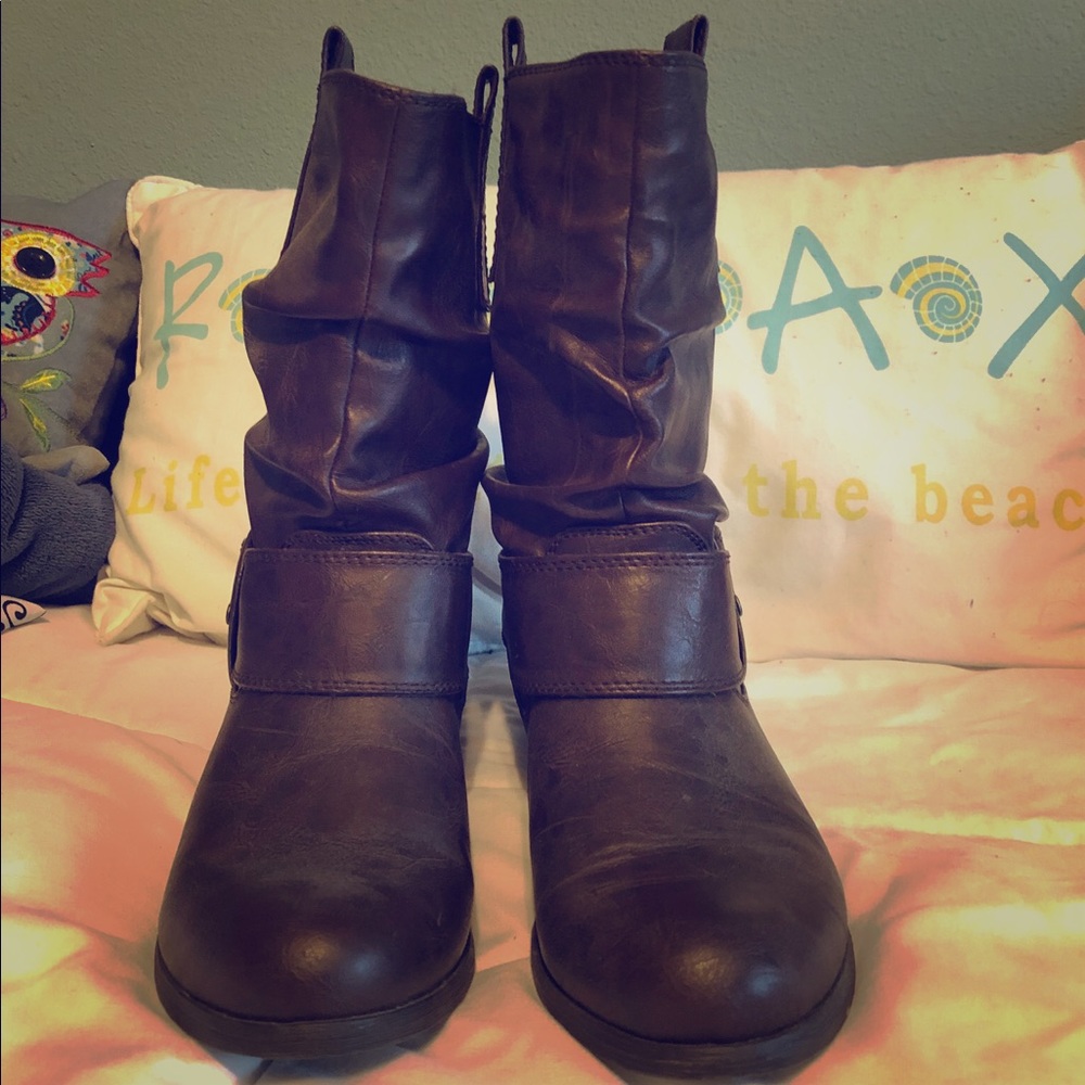 Winter boots